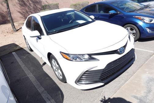 White 2022 Toyota Camry LE