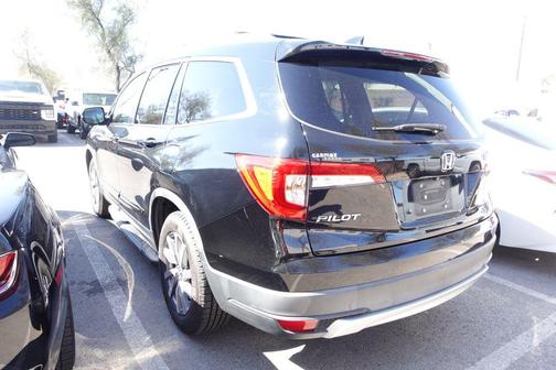 Crystal Black Pearl 2020 Honda Pilot 2WD EX-L