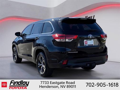 2019 Toyota Highlander LE I4