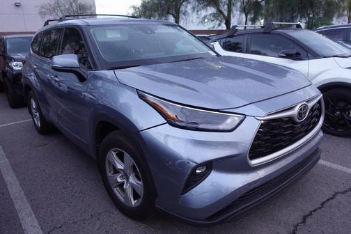 2022 Toyota Highlander LE