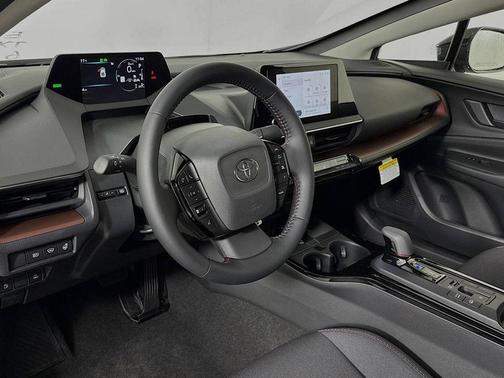Wind Chill Pearl 2026 Toyota Prius Plug-In Hybrid SE