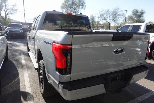 2023 Ford F-150 Lightning XLT