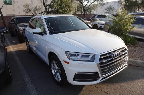 2018 Audi Q5 2.0T Premium Plus