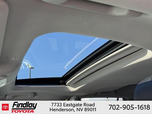 Celestial Silver Metallic 2021 Toyota Highlander XLE