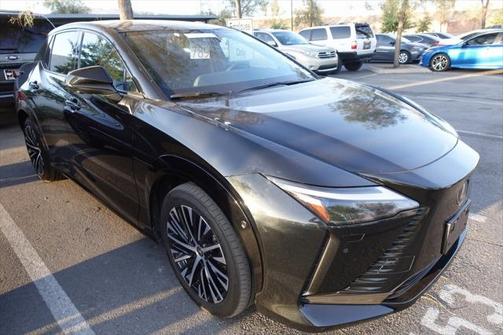 2023 Lexus RZ 450e Luxury