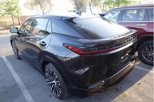 2023 Lexus RZ 450e Luxury