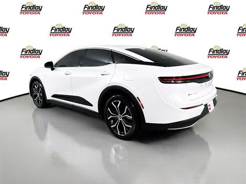 2024 Toyota Crown XLE