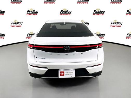 2024 Toyota Crown XLE