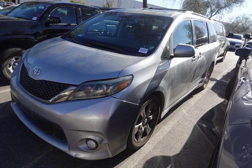 2017 Toyota Sienna SE Premium