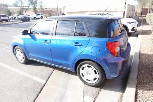 2013 Scion xD Base