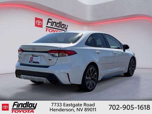 Blizzard Pearl 2020 Toyota Corolla SE