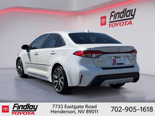 Blizzard Pearl 2020 Toyota Corolla SE