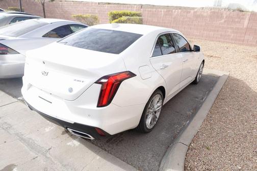2022 Cadillac CT4 Premium Luxury