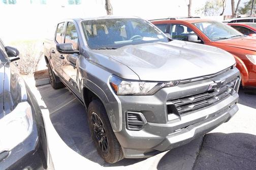 2025 Chevrolet Colorado WT