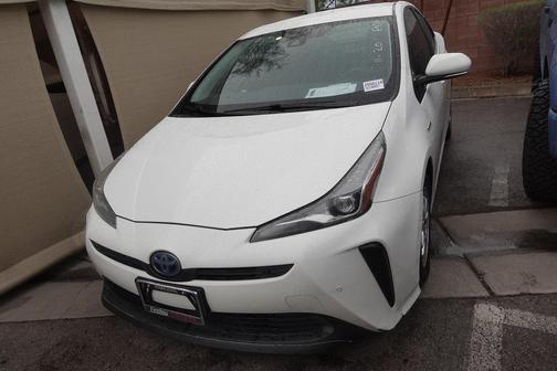 2021 Toyota Prius LE