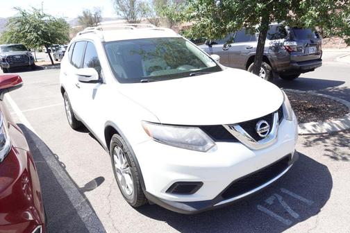 Pearl White 2016 Nissan Rogue SV