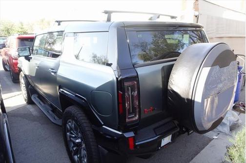 2024 GMC HUMMER EV SUV 3X