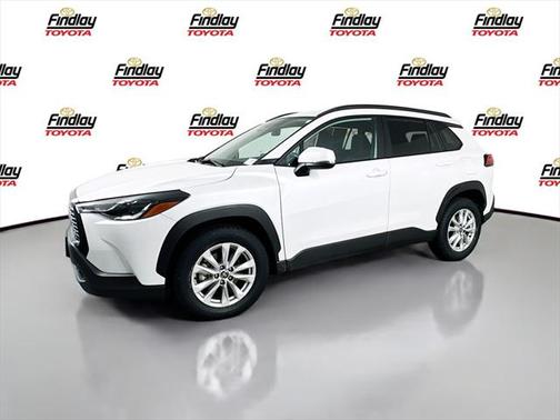 2024 Toyota Corolla Cross LE