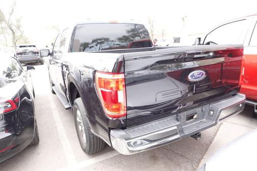 AGATE BLACK METALLIC 2021 Ford F-150 XLT