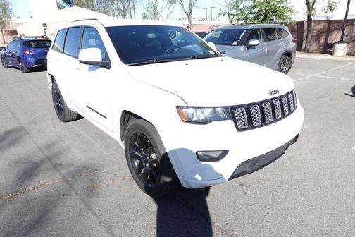 2018 Jeep Grand Cherokee Altitude