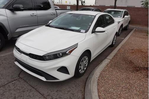 2022 Kia Forte FE