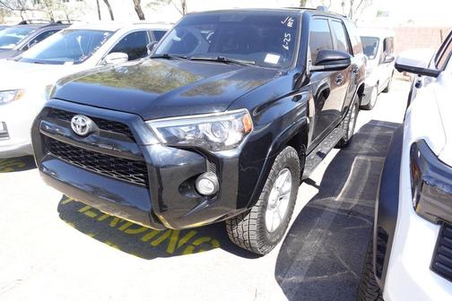 Midnight Black Metallic 2019 Toyota 4Runner SR5