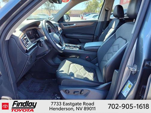 2024 Volkswagen Atlas 2.0T SE w/Technology