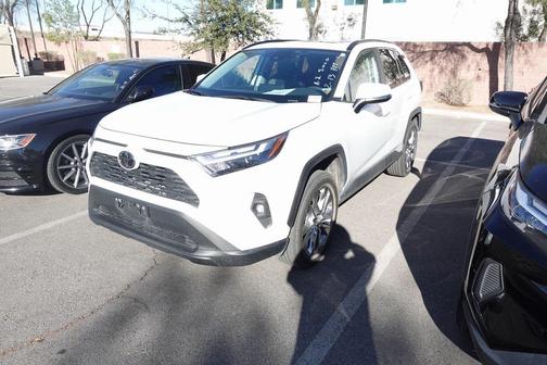 2025 Toyota RAV4 XLE Premium