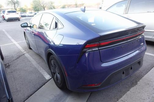 2023 Toyota Prius LE