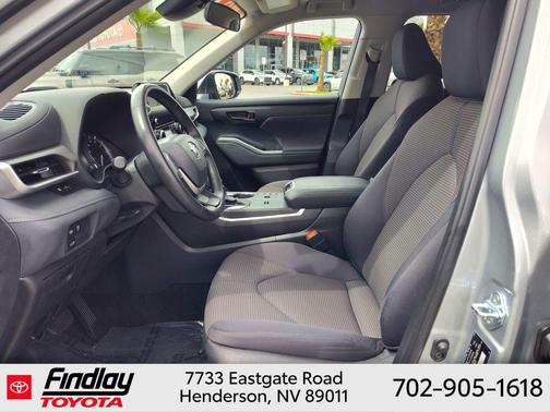 Celestial Silver Metallic 2025 Toyota Highlander LE