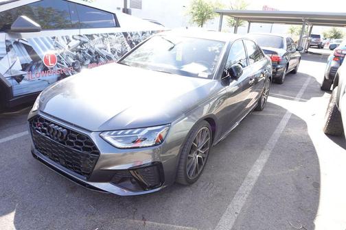 Daytona Gray Pearl Effect 2023 Audi S4 Premium Plus TFSI quattro Tiptronic