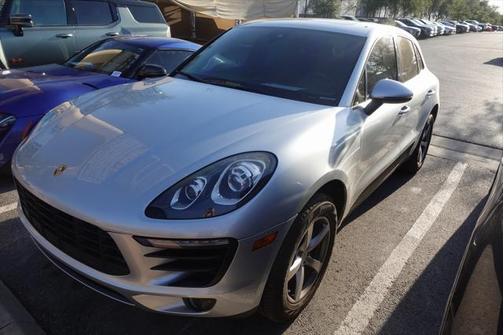 2018 Porsche Macan Base