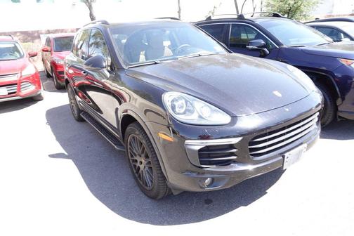 Jet Black Metallic 2017 Porsche Cayenne Platinum Edition