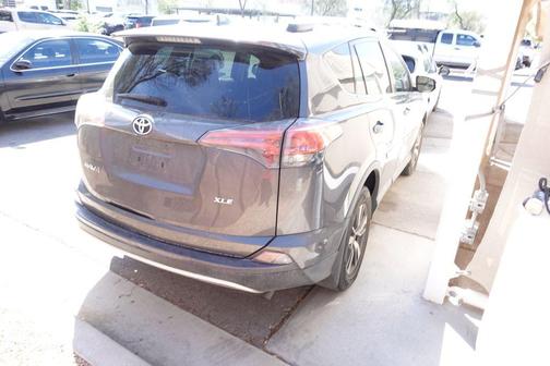 Magnetic Gray Metallic 2016 Toyota RAV4 XLE