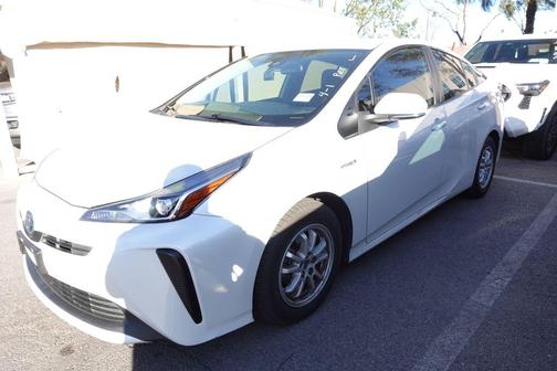 2021 Toyota Prius L