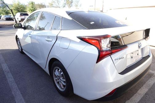 2021 Toyota Prius L