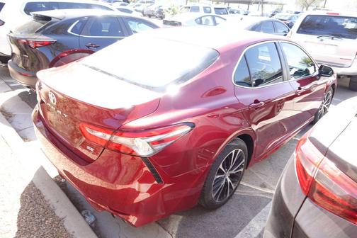 Ruby Flare Pearl 2018 Toyota Camry SE