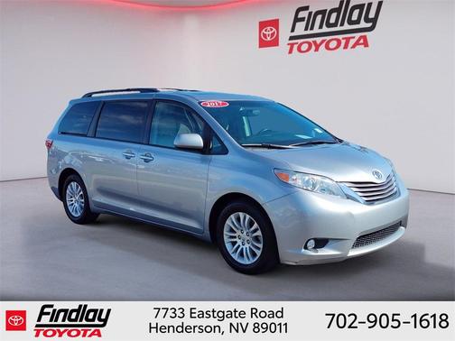 2017 Toyota Sienna XLE