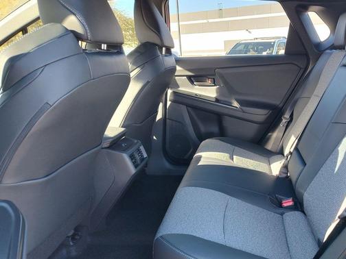 Wind Chill Pearl 2026 Toyota bZ XLE