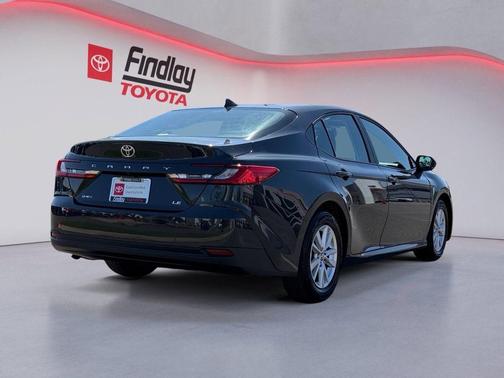 Underground 2025 Toyota Camry LE