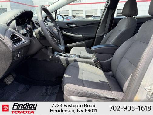 Silver Ice Metallic 2019 Chevrolet Cruze LT