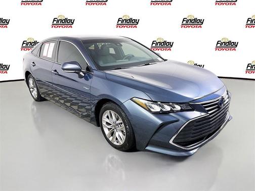 2021 Toyota Avalon Hybrid XLE Plus