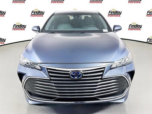 2021 Toyota Avalon Hybrid XLE Plus