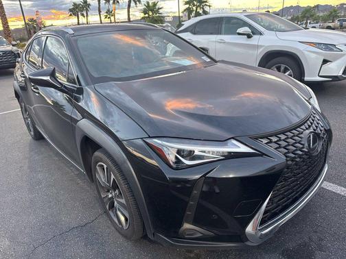 Caviar 2022 Lexus UX 200 Base