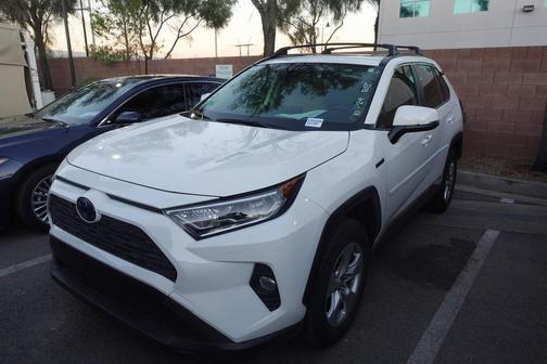 2020 Toyota RAV4 Hybrid XLE