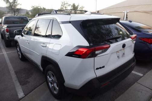 2020 Toyota RAV4 Hybrid XLE