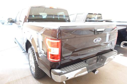 MAGMA RED 2018 Ford F-150 XLT