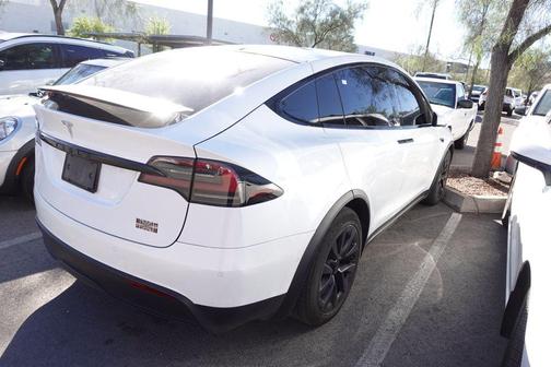 2022 Tesla Model X Plaid Tri Motor All-Wheel Drive