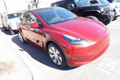 2024 Tesla Model Y Long Range Dual Motor All-Wheel Drive