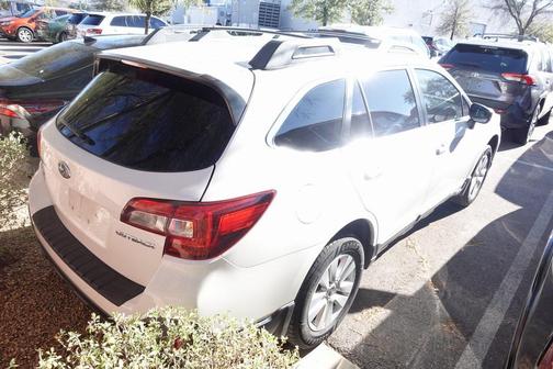 2018 Subaru Outback 2.5i